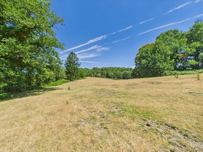 Image No.15-3 Bed Farmhouse for sale