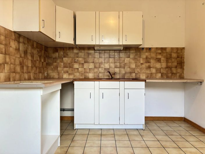 Image No.5-2 Bed Village House for sale