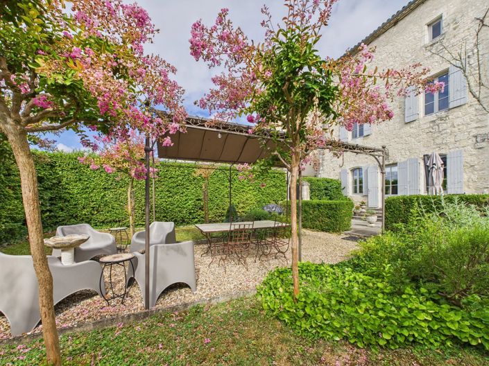 Image No.1-4 Bed Village House for sale