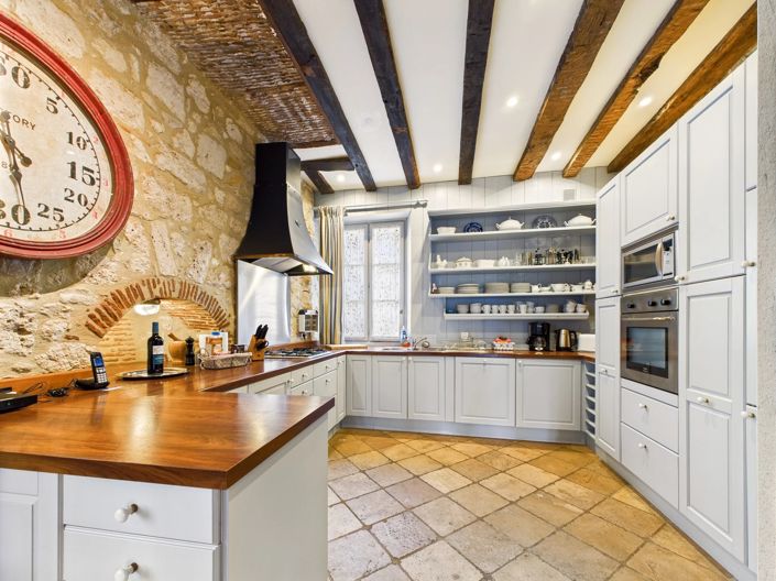 Image No.3-4 Bed Village House for sale