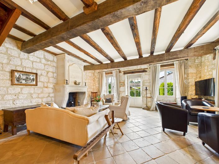 Image No.5-4 Bed Village House for sale