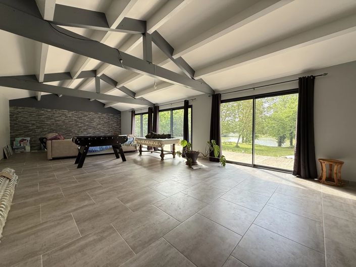 Image No.5-6 Bed House for sale