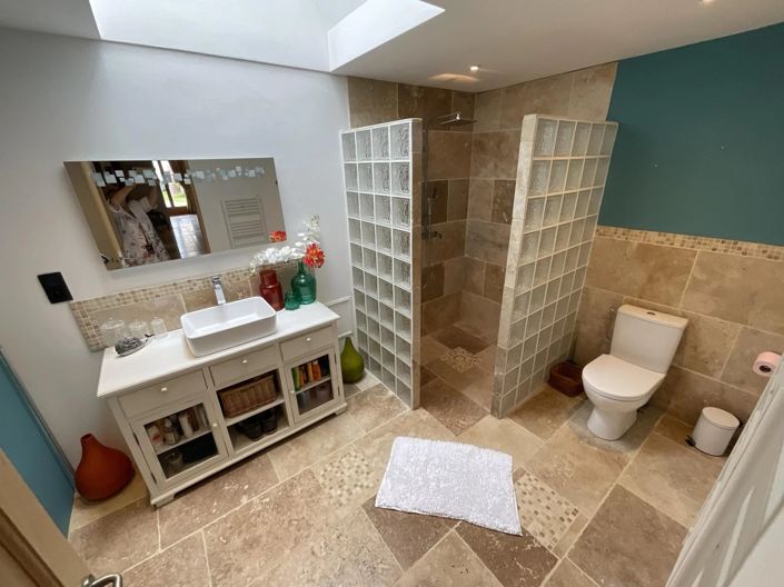 Image No.7-6 Bed Barn for sale