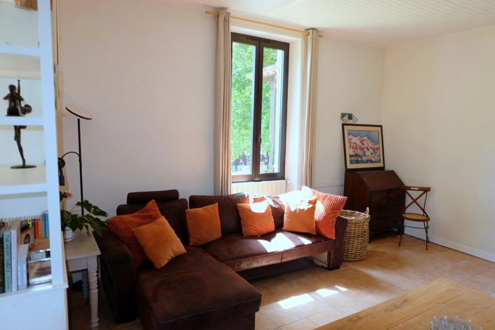 Image No.12-6 Bed House for sale