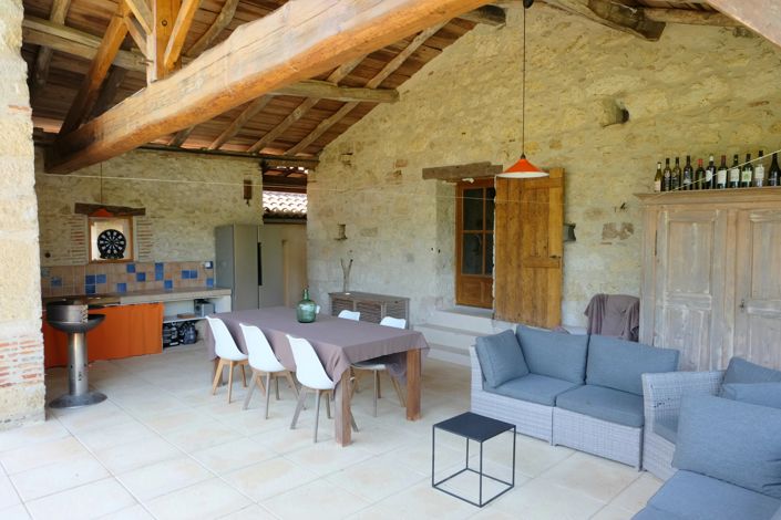 Image No.4-6 Bed House for sale