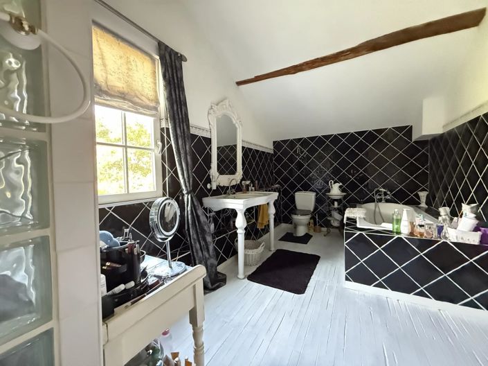 Image No.12-3 Bed House for sale