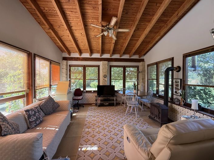 Image No.8-3 Bed House for sale