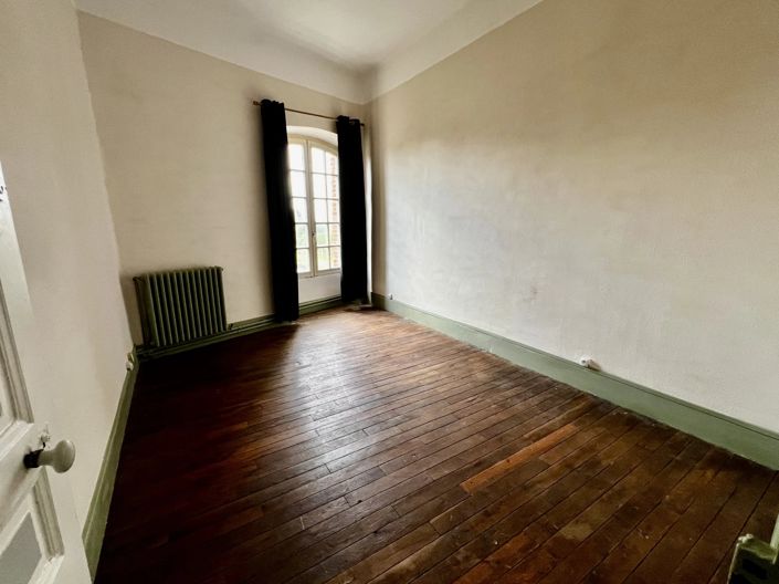 Image No.15-4 Bed House for sale