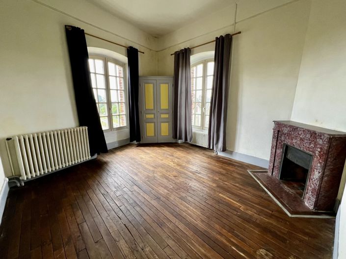 Image No.5-4 Bed House for sale