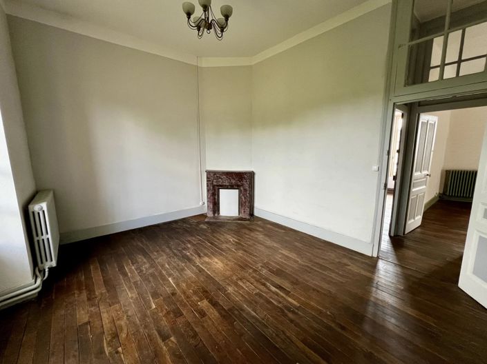 Image No.9-4 Bed House for sale