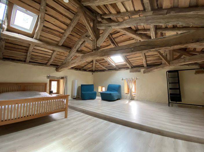 Image No.13-7 Bed House for sale