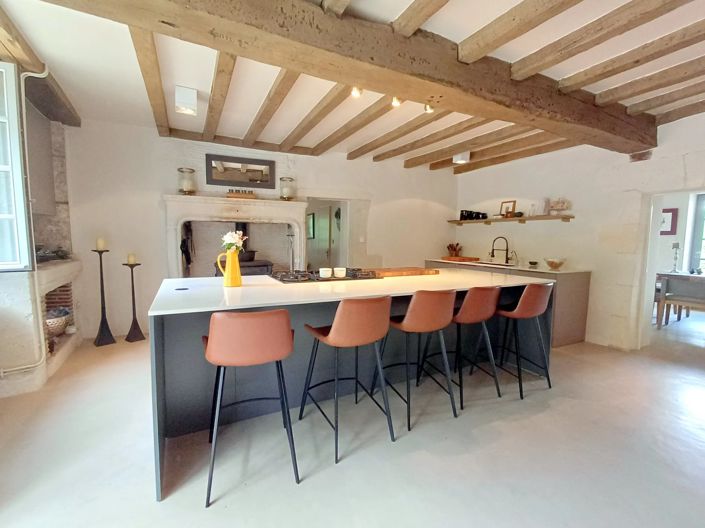 Image No.6-7 Bed House for sale