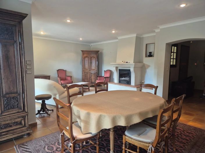 Image No.6-3 Bed House for sale