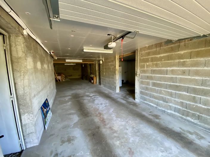 Image No.14-4 Bed House for sale