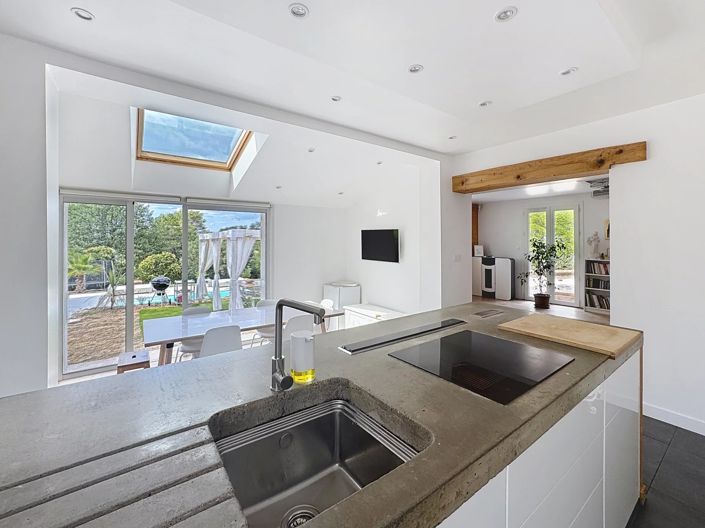 Image No.11-4 Bed House for sale