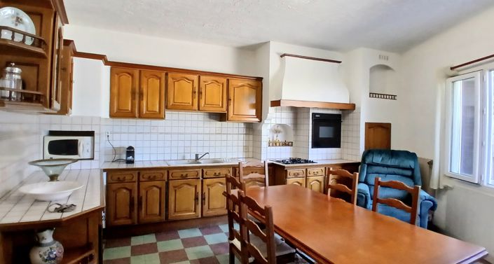 Image No.11-5 Bed House for sale