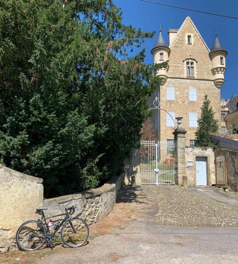 Image No.11-1 Bed Property for sale