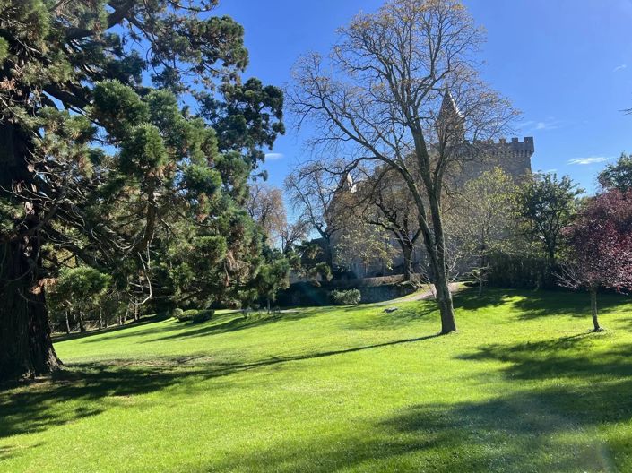 Image No.10-1 Bed Property for sale