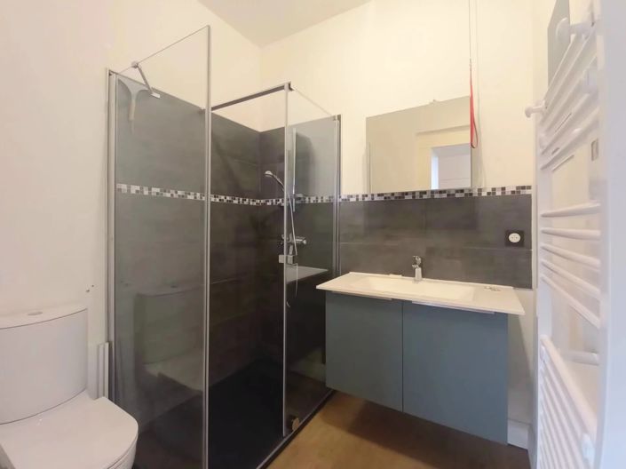 Image No.7-1 Bed Property for sale