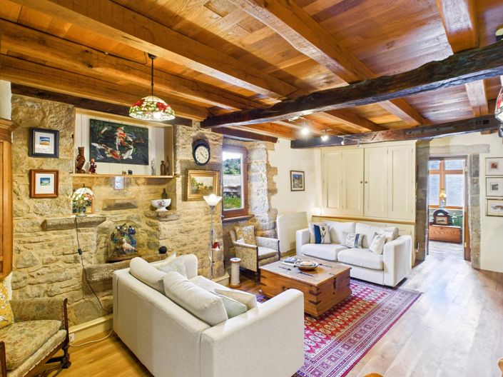 Image No.4-5 Bed Village House for sale