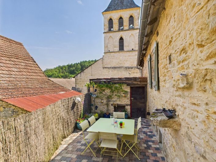 Image No.8-5 Bed Village House for sale