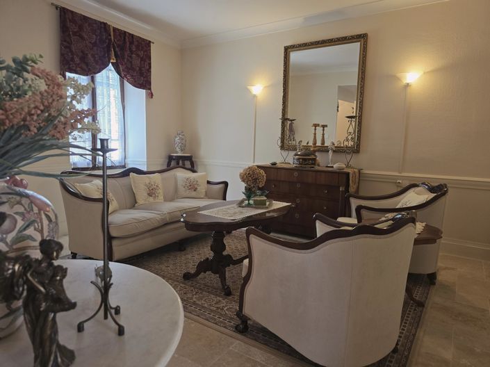 Image No.4-4 Bed House for sale