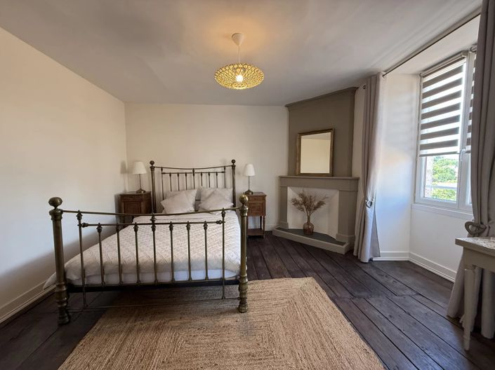 Image No.12-5 Bed House for sale