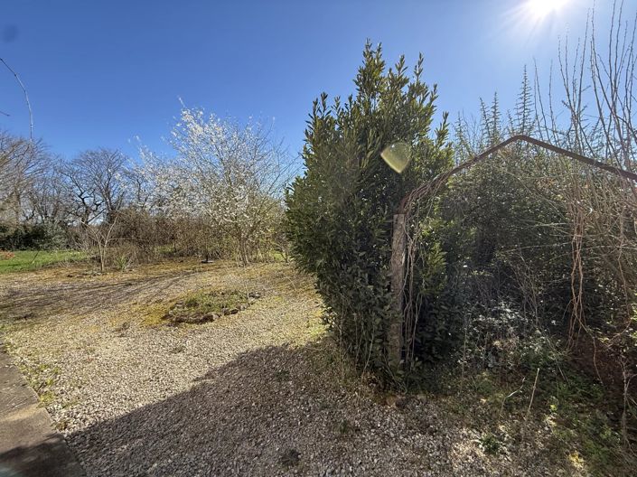 Image No.12-2 Bed House for sale