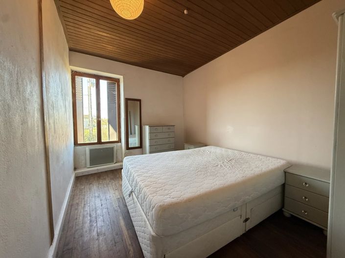 Image No.7-2 Bed House for sale