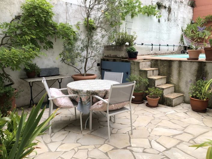 Image No.15-6 Bed House for sale