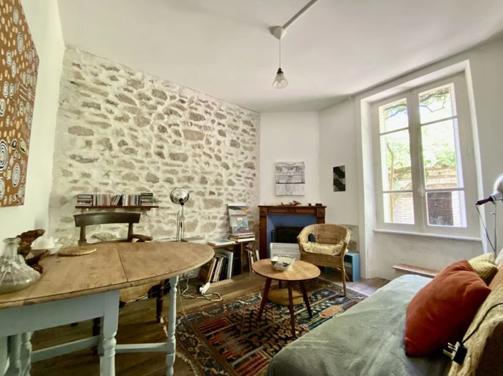 Image No.5-2 Bed House for sale