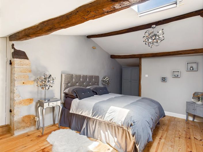 Image No.6-5 Bed Village House for sale