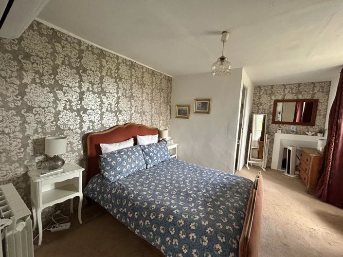 Image No.12-5 Bed Village House for sale