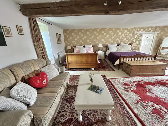 Image No.6-5 Bed Village House for sale