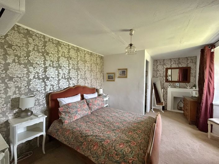 Image No.9-5 Bed Village House for sale