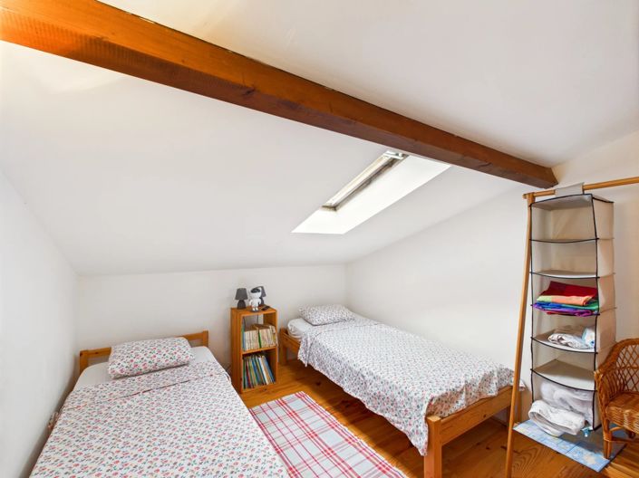 Image No.9-5 Bed Farmhouse for sale