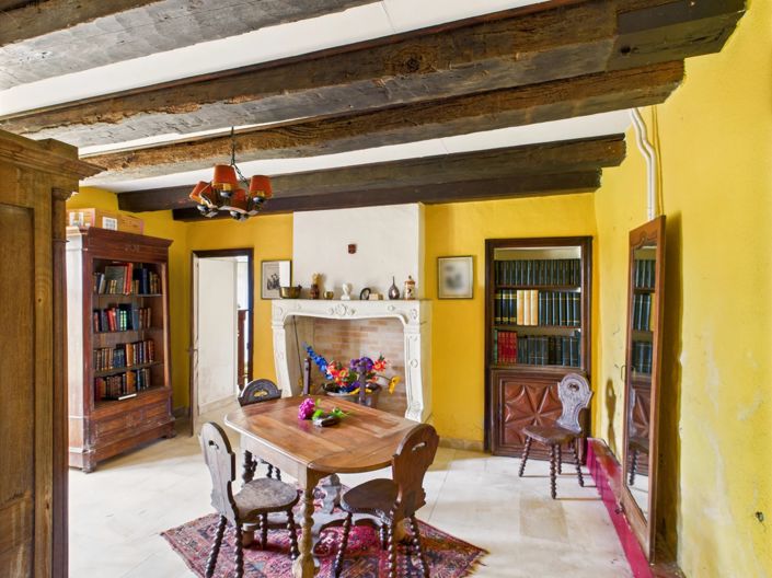 Image No.15-7 Bed House for sale