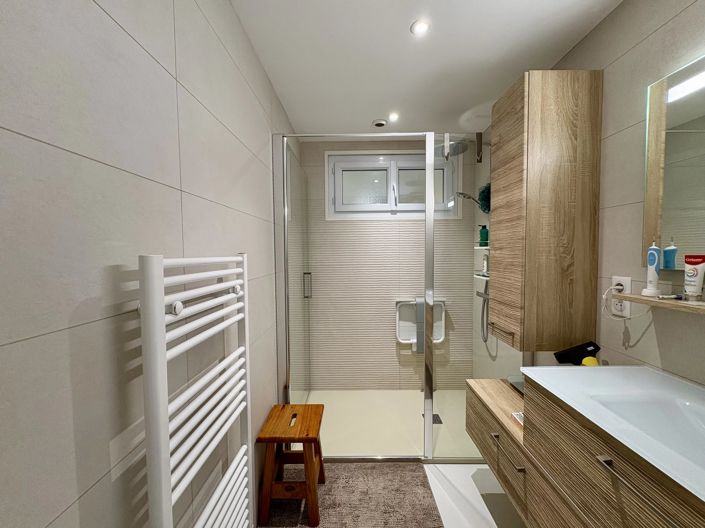 Image No.13-4 Bed Village House for sale