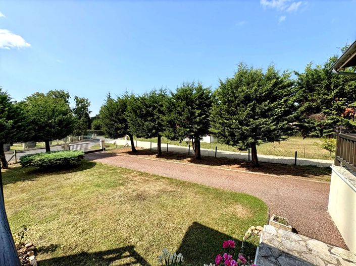 Image No.15-4 Bed Village House for sale