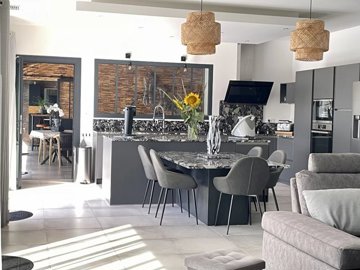 a8b8ef3c941520b41ab33ddd94abb55f1e6f9a158f192