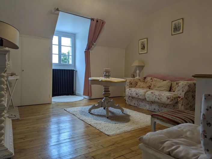 Image No.14-5 Bed Village House for sale