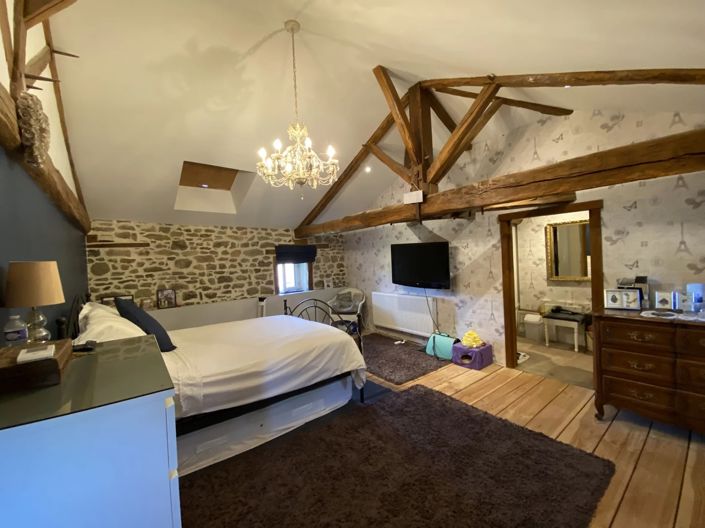 Image No.8-3 Bed House for sale