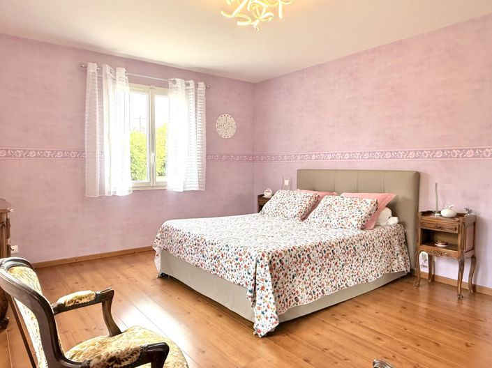 Image No.12-3 Bed House for sale