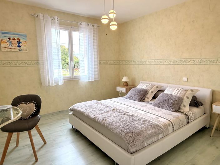 Image No.14-3 Bed House for sale