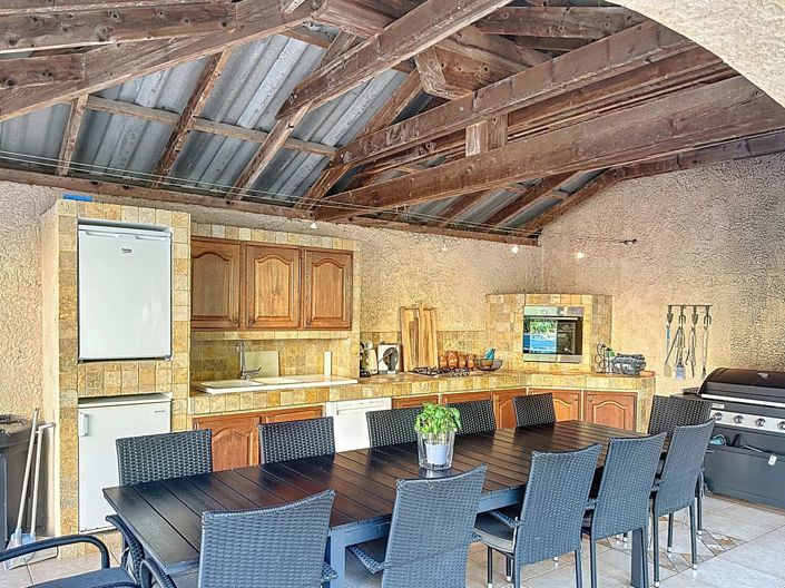 Image No.3-6 Bed House for sale