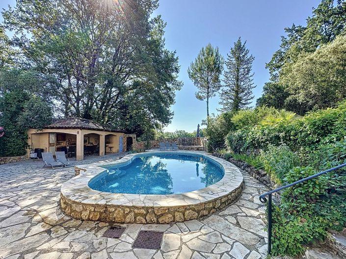 Image No.5-6 Bed House for sale