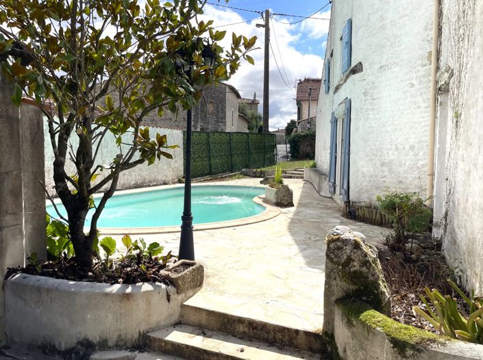 Image No.15-4 Bed House for sale