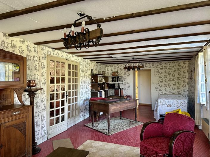 Image No.6-2 Bed House for sale