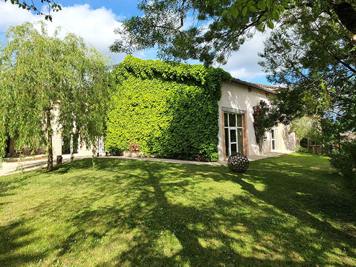 Image No.10-5 Bed House for sale