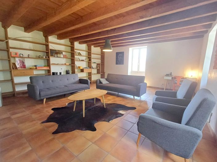 Image No.6-5 Bed Village House for sale